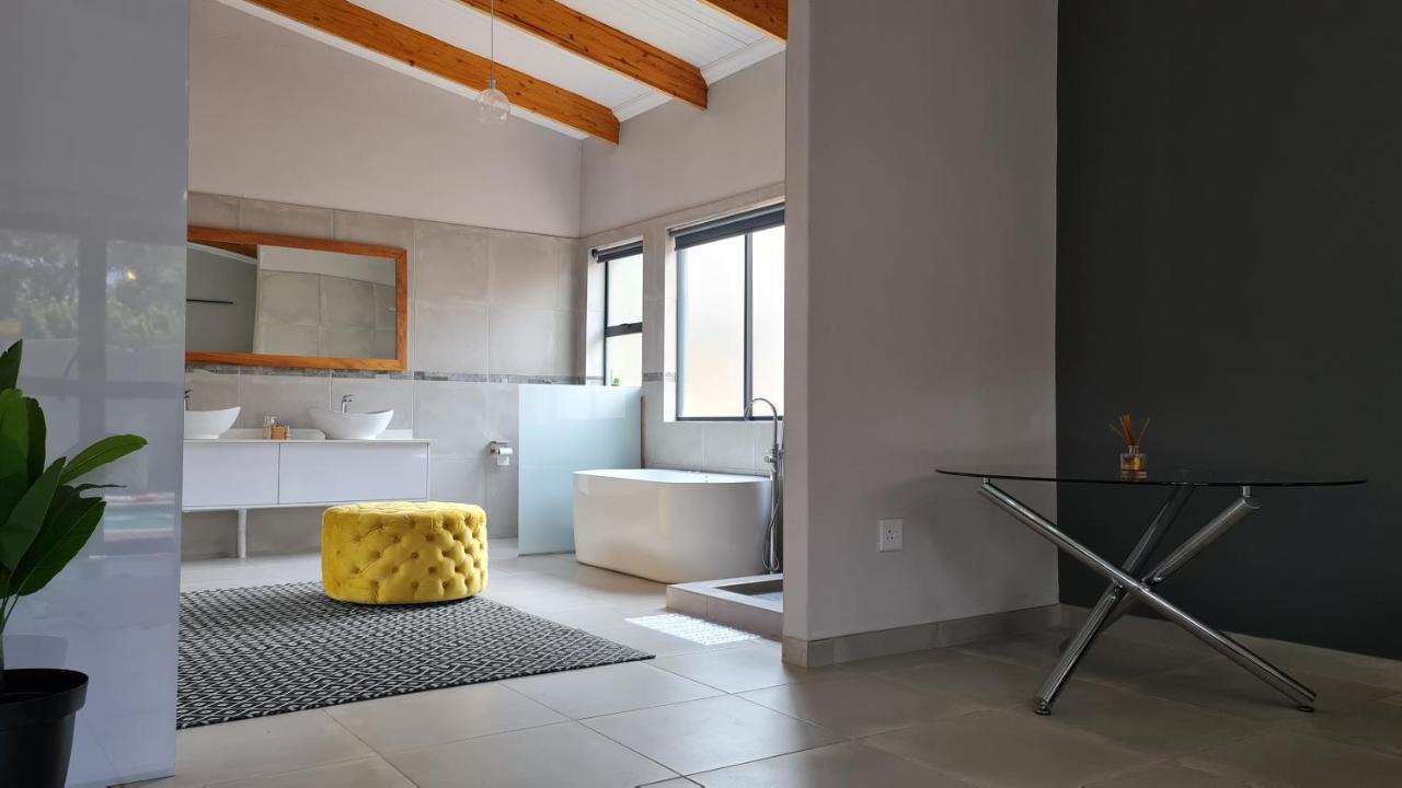 מאלליין House Of Bongekile 4 Bed Luxury Home In Malelane מראה חיצוני תמונה