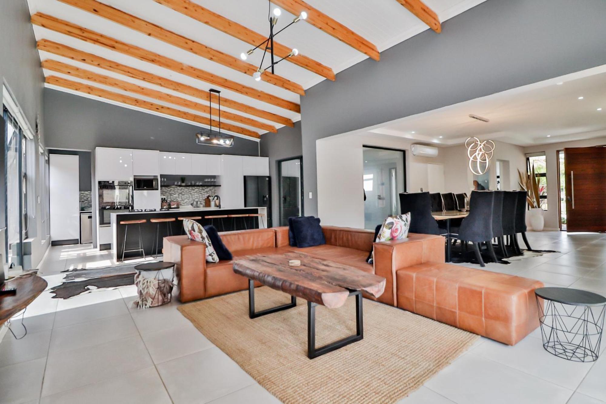 מאלליין House Of Bongekile 4 Bed Luxury Home In Malelane מראה חיצוני תמונה