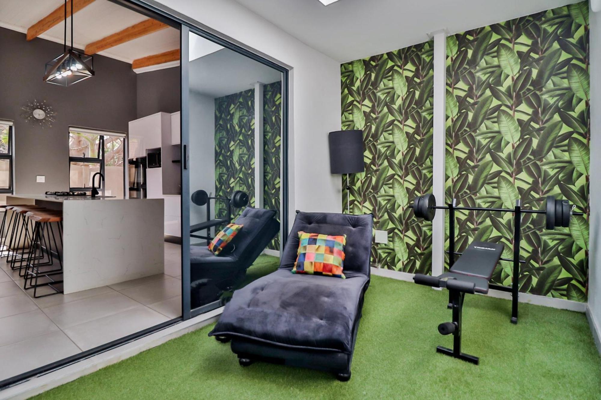 מאלליין House Of Bongekile 4 Bed Luxury Home In Malelane מראה חיצוני תמונה
